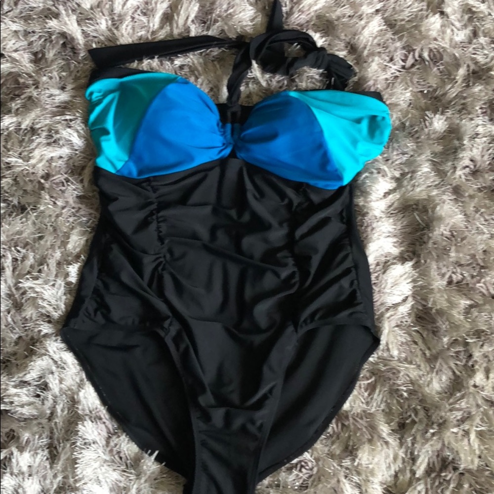 Woman’s One piece bathing suit